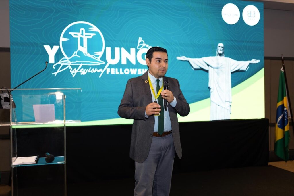 INNOVACIÓN, INTELIGENCIA ARTIFICIAL Y SOSTENIBILIDAD: ABRAHAM CAMARGO EN EL FORO INTERNACIONAL DE SAO PAULO, BRASIL